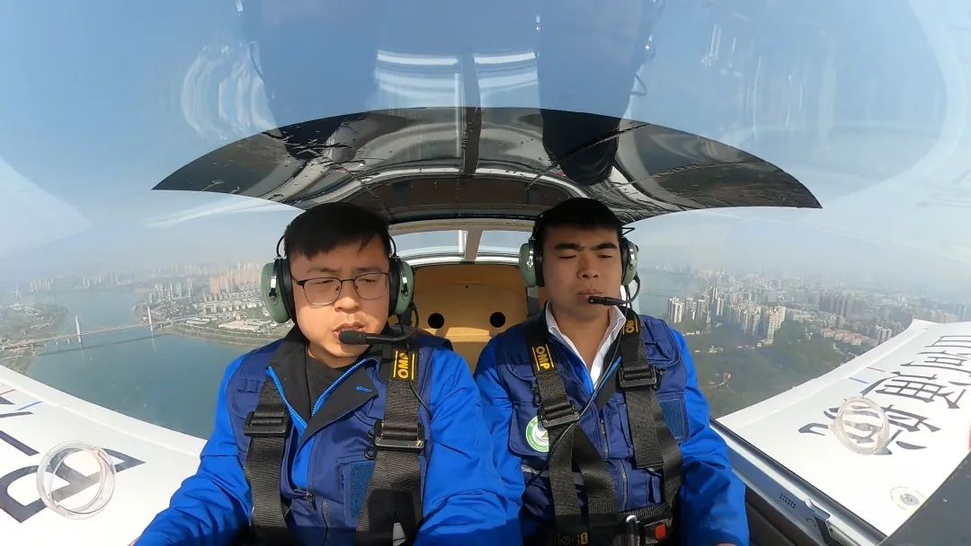 逍遥协同显身手！湖南航空应抢救援队必发机组开展特情处置惩罚应急演练