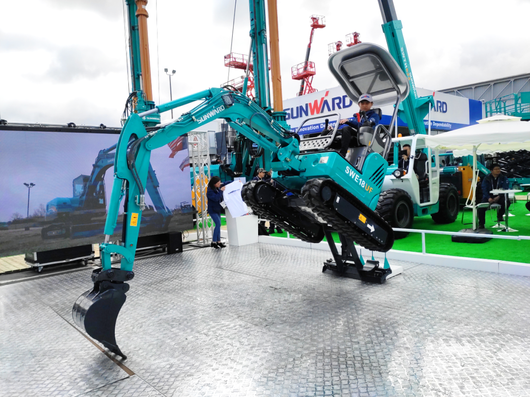 必发匠心 | 闻“机”起舞，，，，手艺“添”威