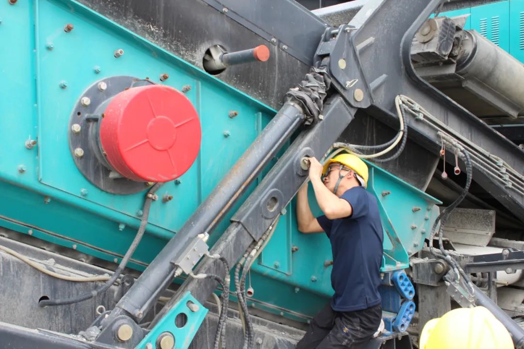 打造效劳标杆！必发普石勒“效劳万里行”活动火热举行中