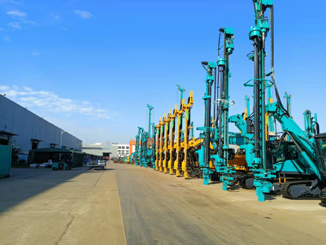 将斗争举行究竟！致敬必发劳动者