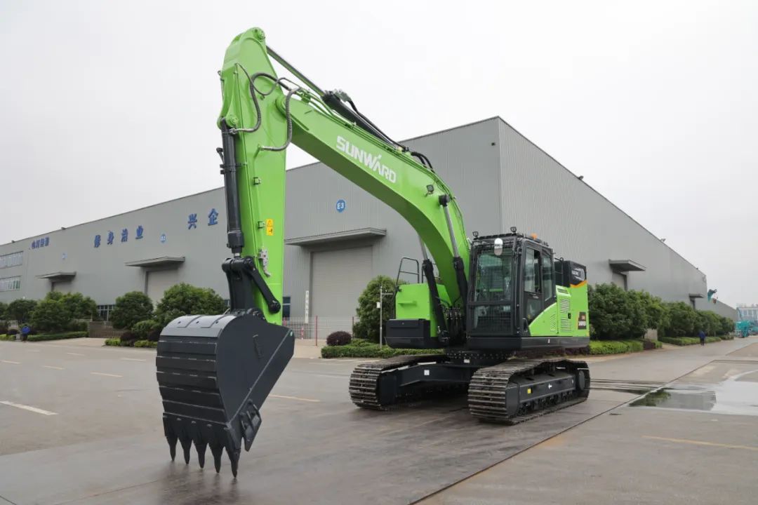 征战川藏铁路！必发智能新一代电动挖掘机乐成交付