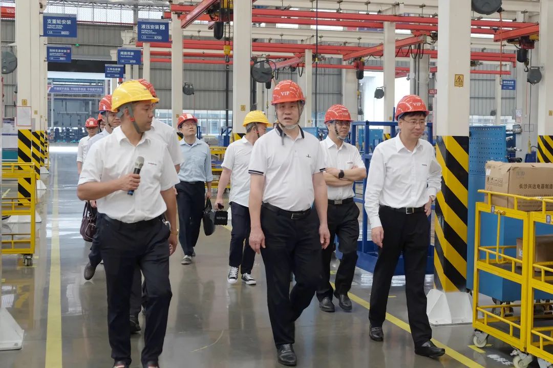 广州工控集团副总司理李绍康调研必发智能