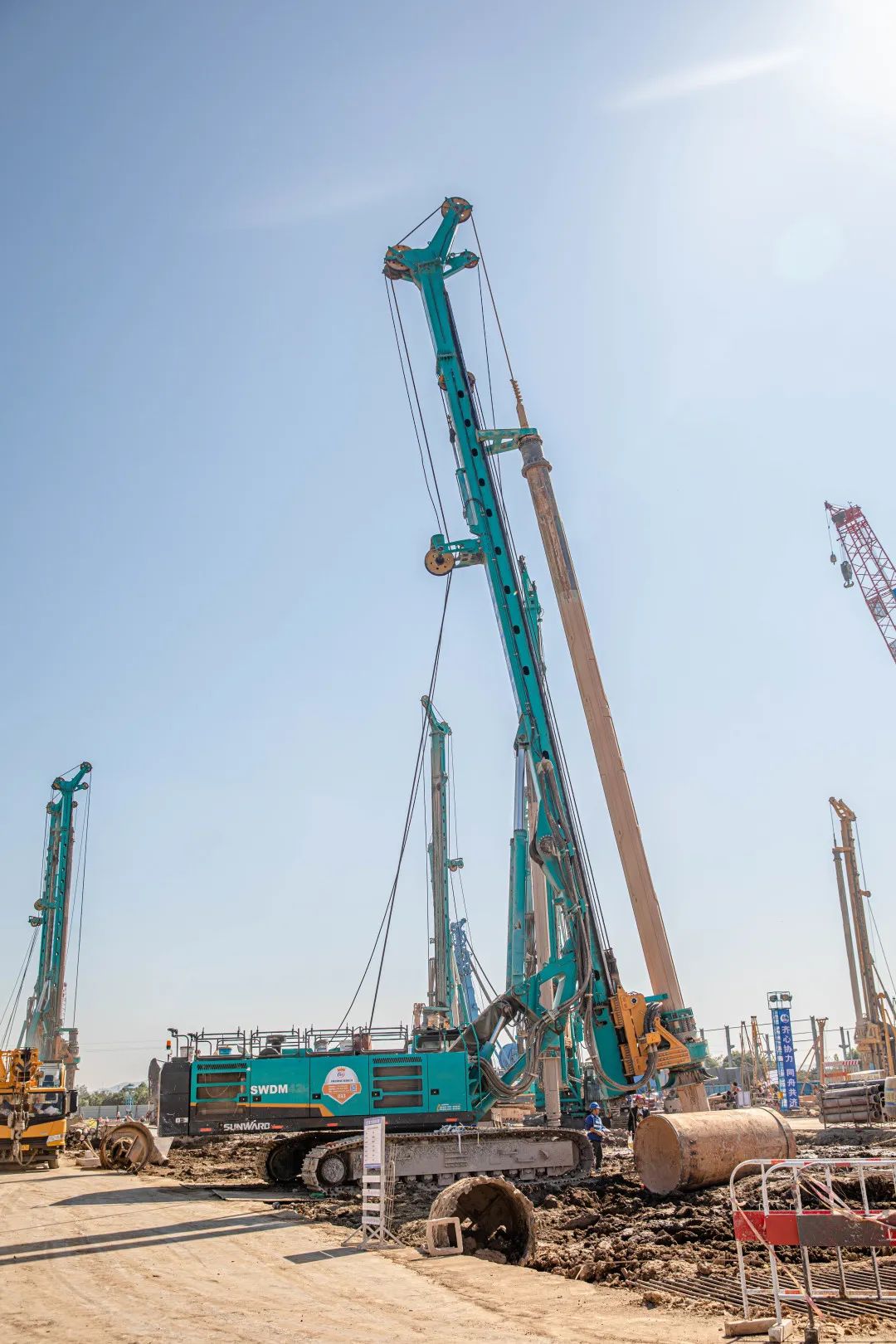 “必发绿”再现大湾区！必发智能旋挖钻机组团助建广州白云机场项目