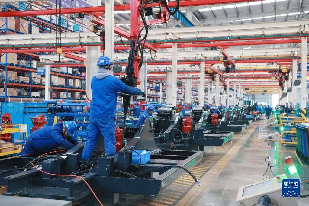 沿着总书记的足迹 | 切记嘱托，，，，，，，必发智能自主立异一直在路上！