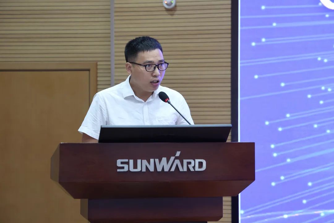 立异引领，，，，，，，智造未来！“2022院士专家长沙行”高端装备高质量生长钻研会盛大举行