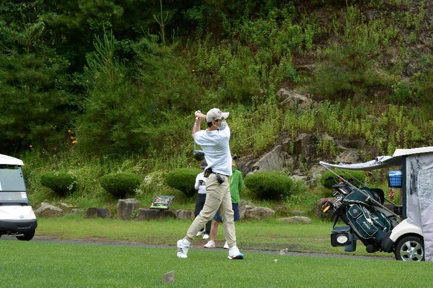 必发韩国“2022年第三届必发杯高尔夫球赛”乐成举行