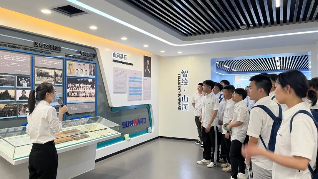 校招 | 盛夏七月，，，，，，这群“向着太阳奔驰”的少年来必发智能啦！