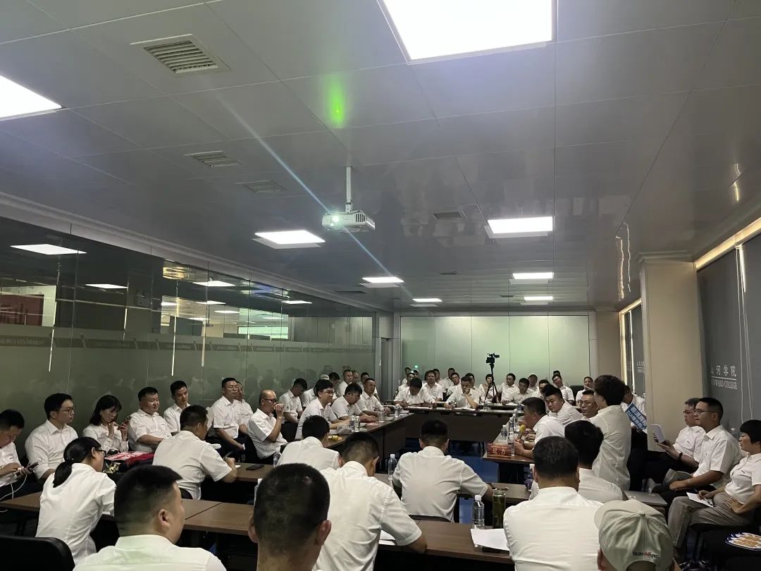 名堂秀实力，，，，，，为效劳竞技！快来见识下必发智能这场“交锋大赛”