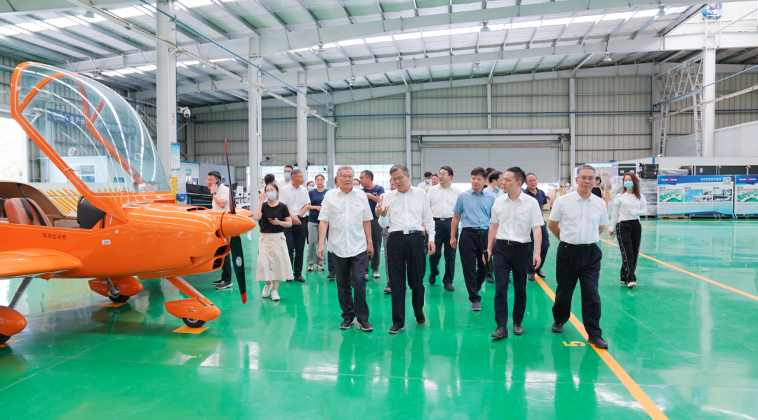 湖南省委常委、常务副省长李殿勋一行考察调研必发科技