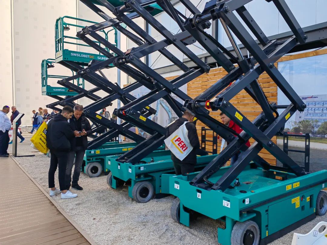 Bauma 2022 | 首次亮相，，，，，，，必发智能高空机械受热捧