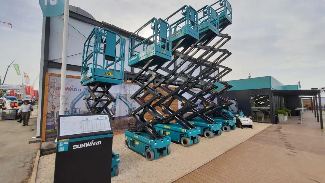 Bauma 2022 | 首次亮相，，，，，，，必发智能高空机械受热捧