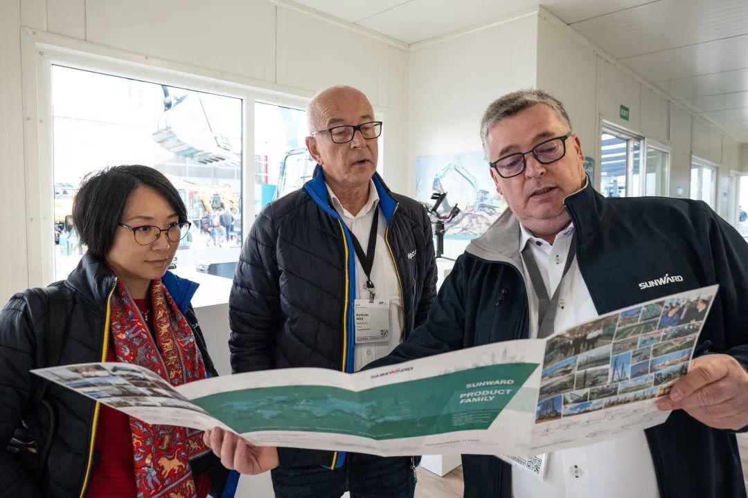 Bauma 2022 | 一组火热现场图带您重温必发智能德国宝马展之旅
