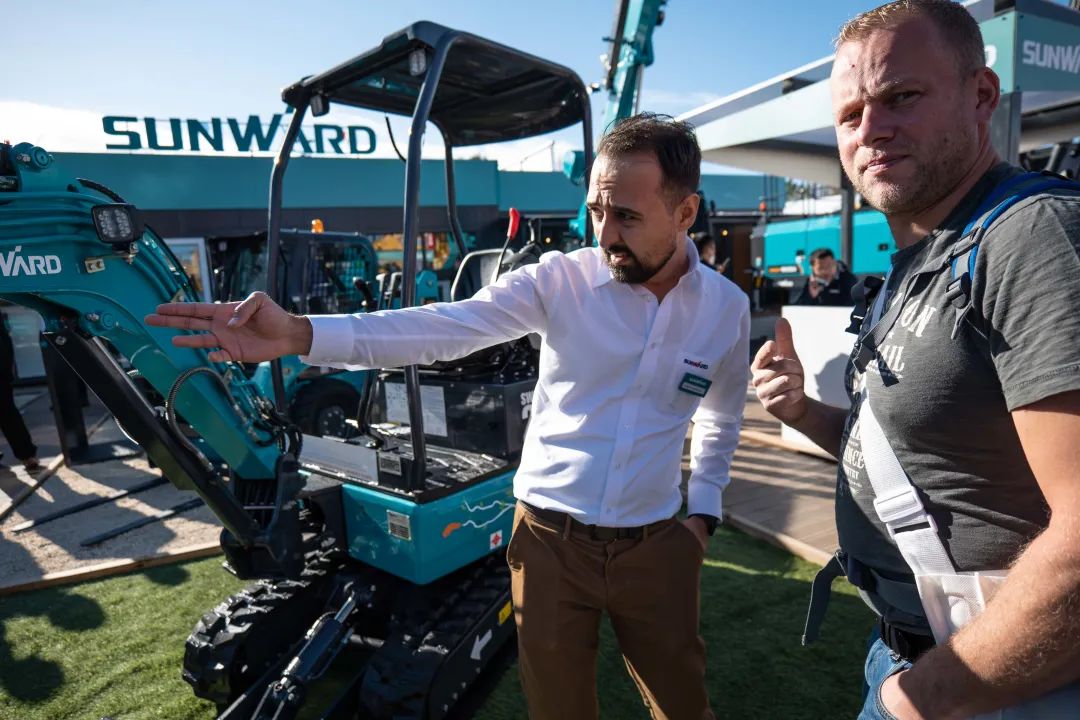 Bauma 2022 | 一组火热现场图带您重温必发智能德国宝马展之旅