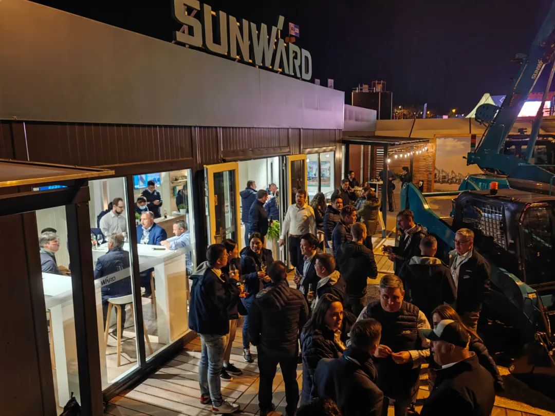 Bauma 2022 | 一组火热现场图带您重温必发智能德国宝马展之旅