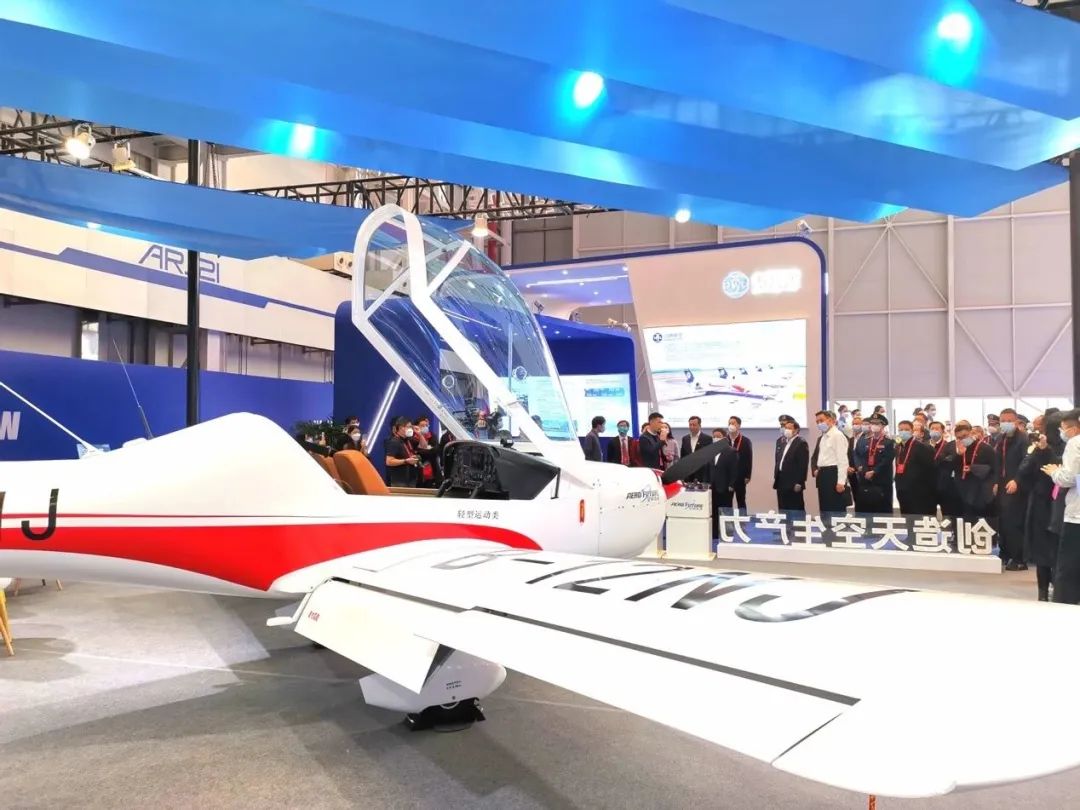 逆势翱翔！必发航空携手相助同伴亮相2022南昌航行大会