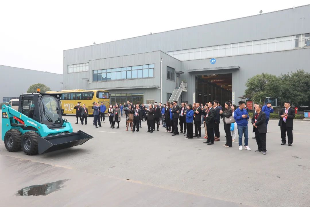 泰国代表团到访必发智能