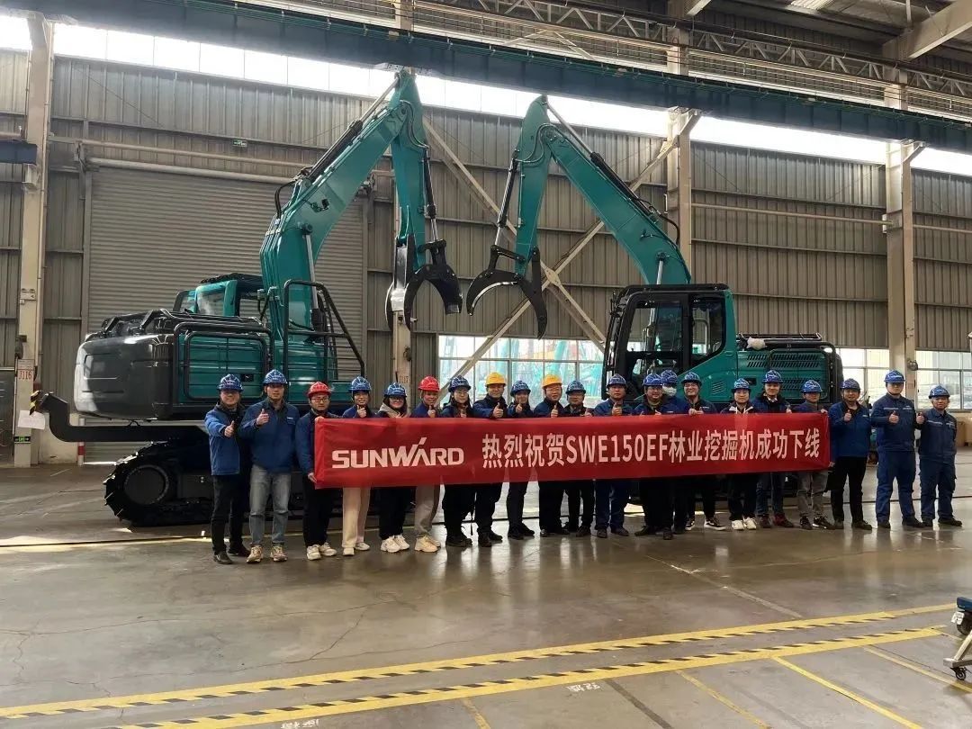 翻山越岭，，，，，，，称霸“武林”！必发智能首款中型林业挖掘机乐成下线