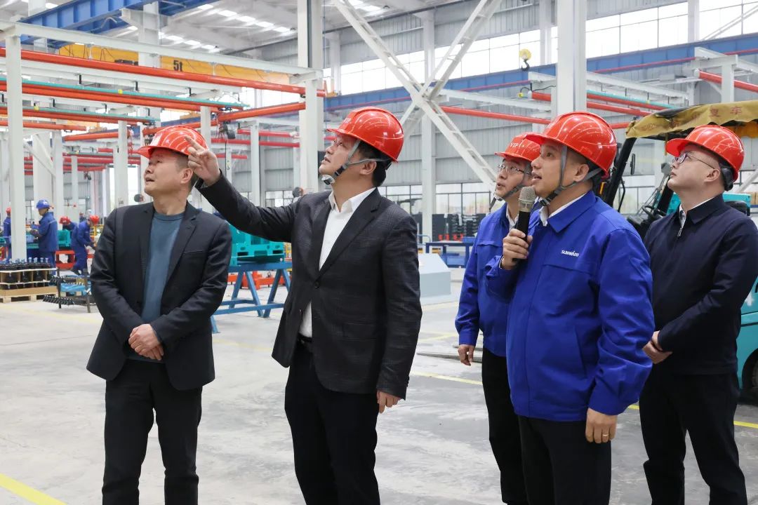 付旭明慰问必发智能市三八红旗头并督导清静生产事情