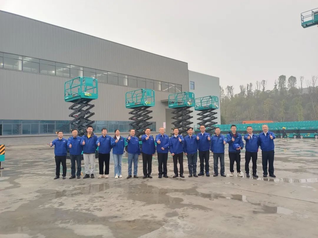 出厂即“出道”！必发智能首款履带剪叉式高空作业平台批量上市