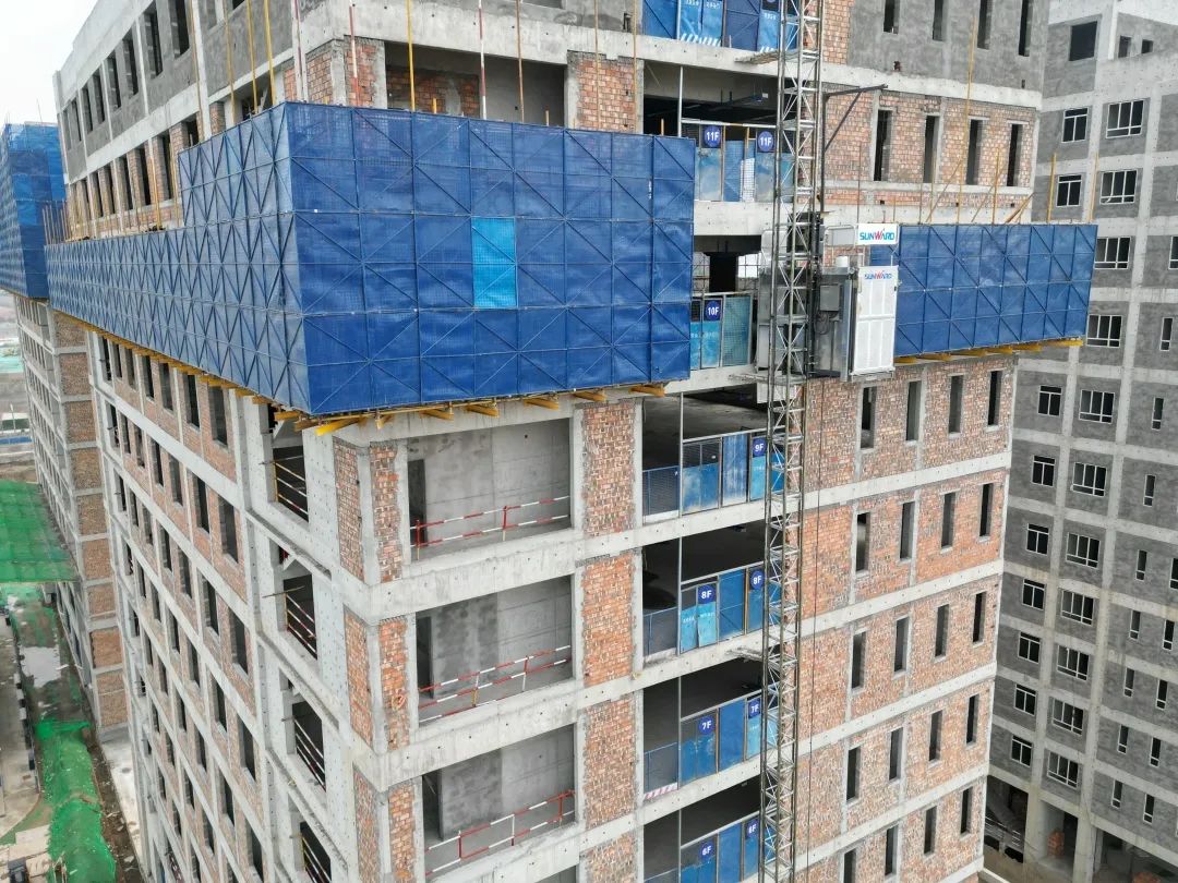 郁勃西北！必发江麓修建起重机械助建西安都会经济圈