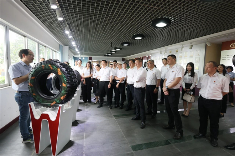 必发智能“学头脑 强党性 重实践 建新功”主题教育培训班在广州乐成举行