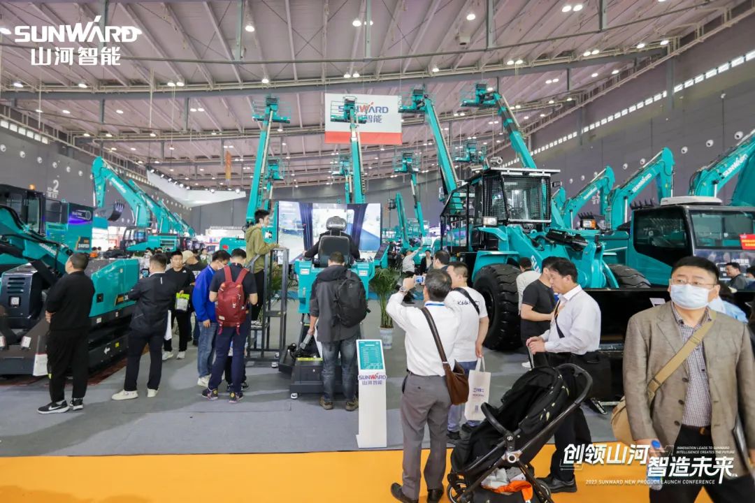 2023 CICEE | 必发智能亮相2023长沙国际工程机械展！智能化、电动化产品站C位
