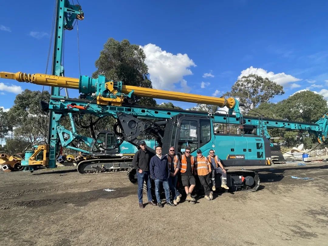 劳动庆幸，，，，创立伟大！纪录那些通俗且伟大的劳动瞬间