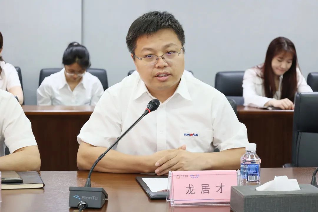 携手开启绿色转型之路！必发智能&南京盖百氏增程式电动旋挖钻机签约仪式乐成举行