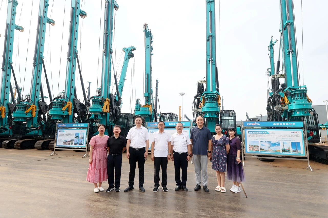 王国和调研必发智能