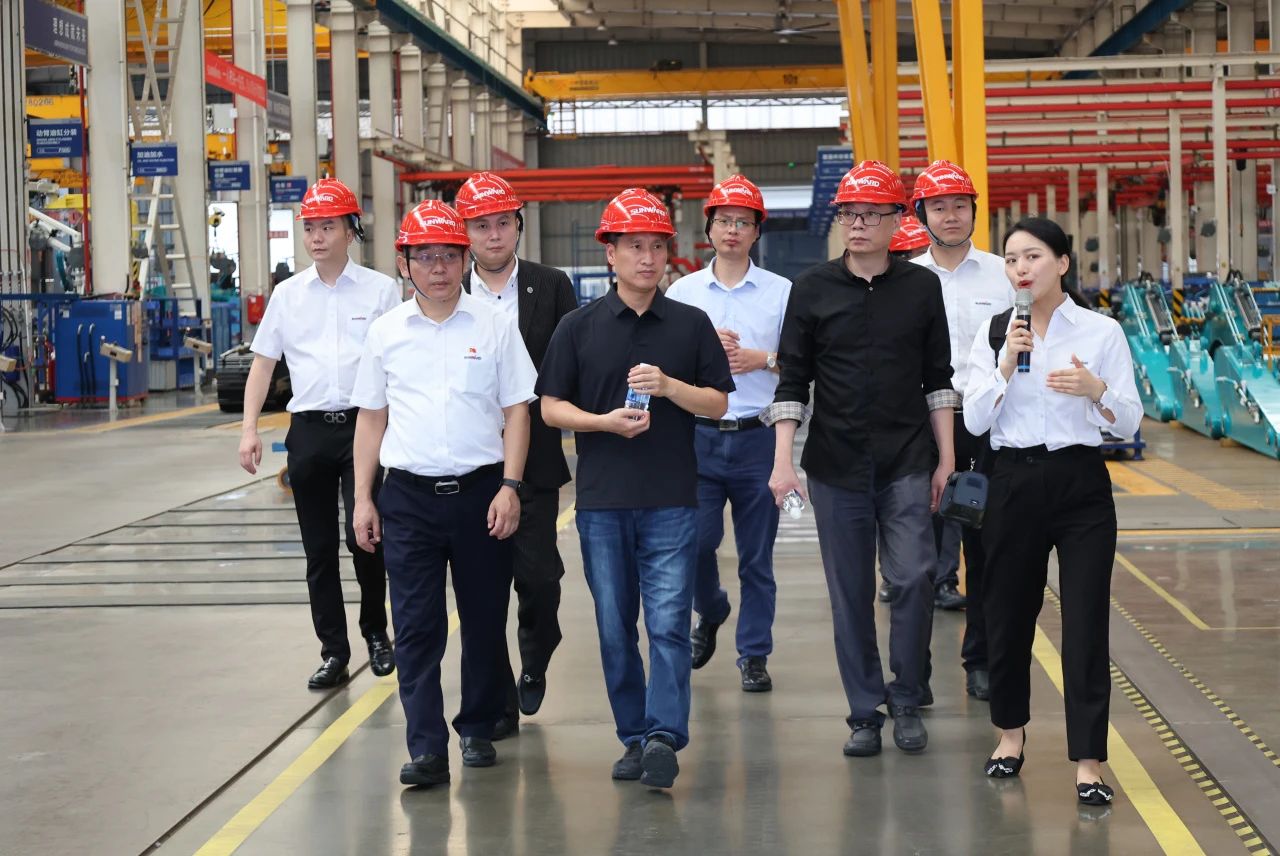 永青科技集团董事长胡晓东带队到访必发智能