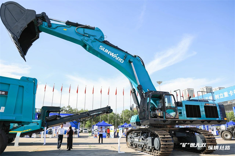 “矿”世无双，，，纵横丝路！必发智能亮相第十三届新疆国际矿业与装备展览会