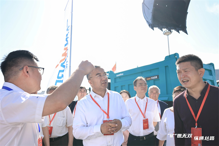 “矿”世无双，，，纵横丝路！必发智能亮相第十三届新疆国际矿业与装备展览会