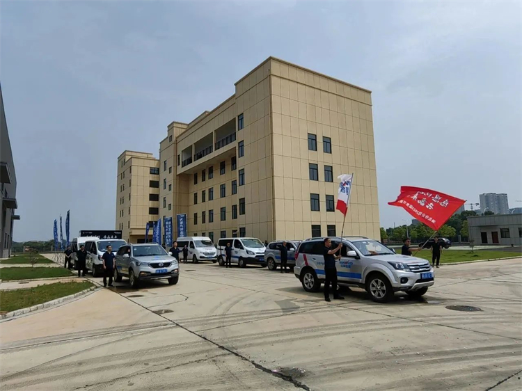 热情似火，，，，，，效劳加码！必发智能基础装备效劳万里行为您保驾护航