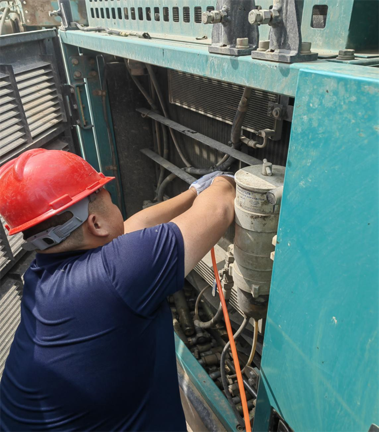 热情似火，，，，，，效劳加码！必发智能基础装备效劳万里行为您保驾护航