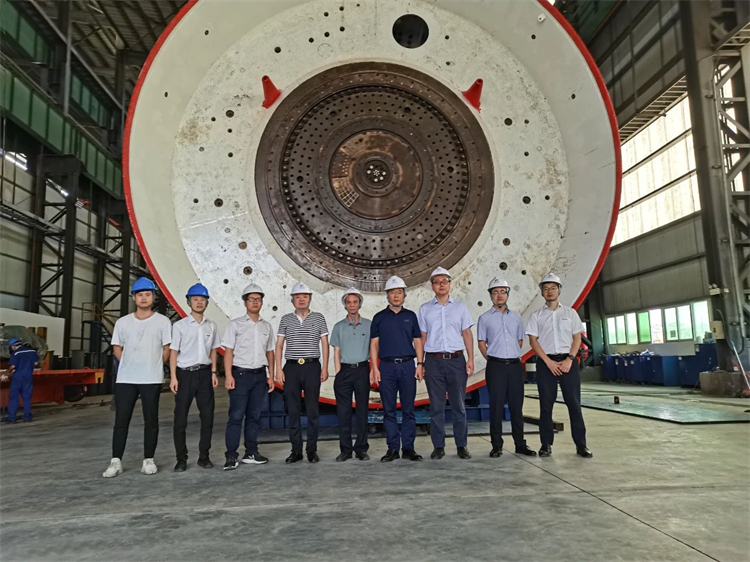 首战华东市。。。≈刑胤⒑嫉率杏蛱饭こ痰啬渥笙叨芄够乘焓挤