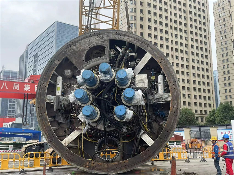 首战华东市。。。≈刑胤⒑嫉率杏蛱饭こ痰啬渥笙叨芄够乘焓挤