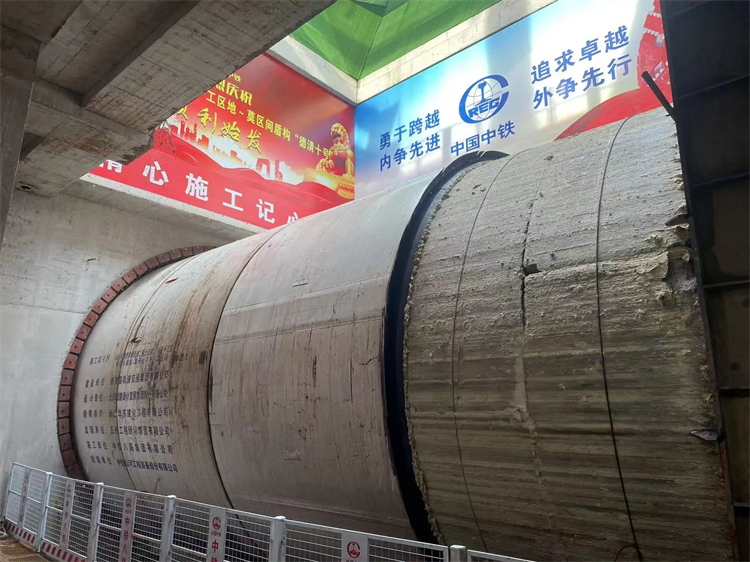 首战华东市。。。≈刑胤⒑嫉率杏蛱饭こ痰啬渥笙叨芄够乘焓挤