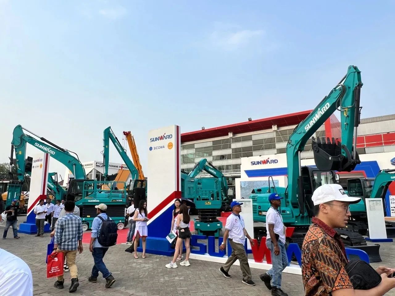 深耕细作，，，逆势增添！必发智能艳服亮相印尼雅加达矿业展