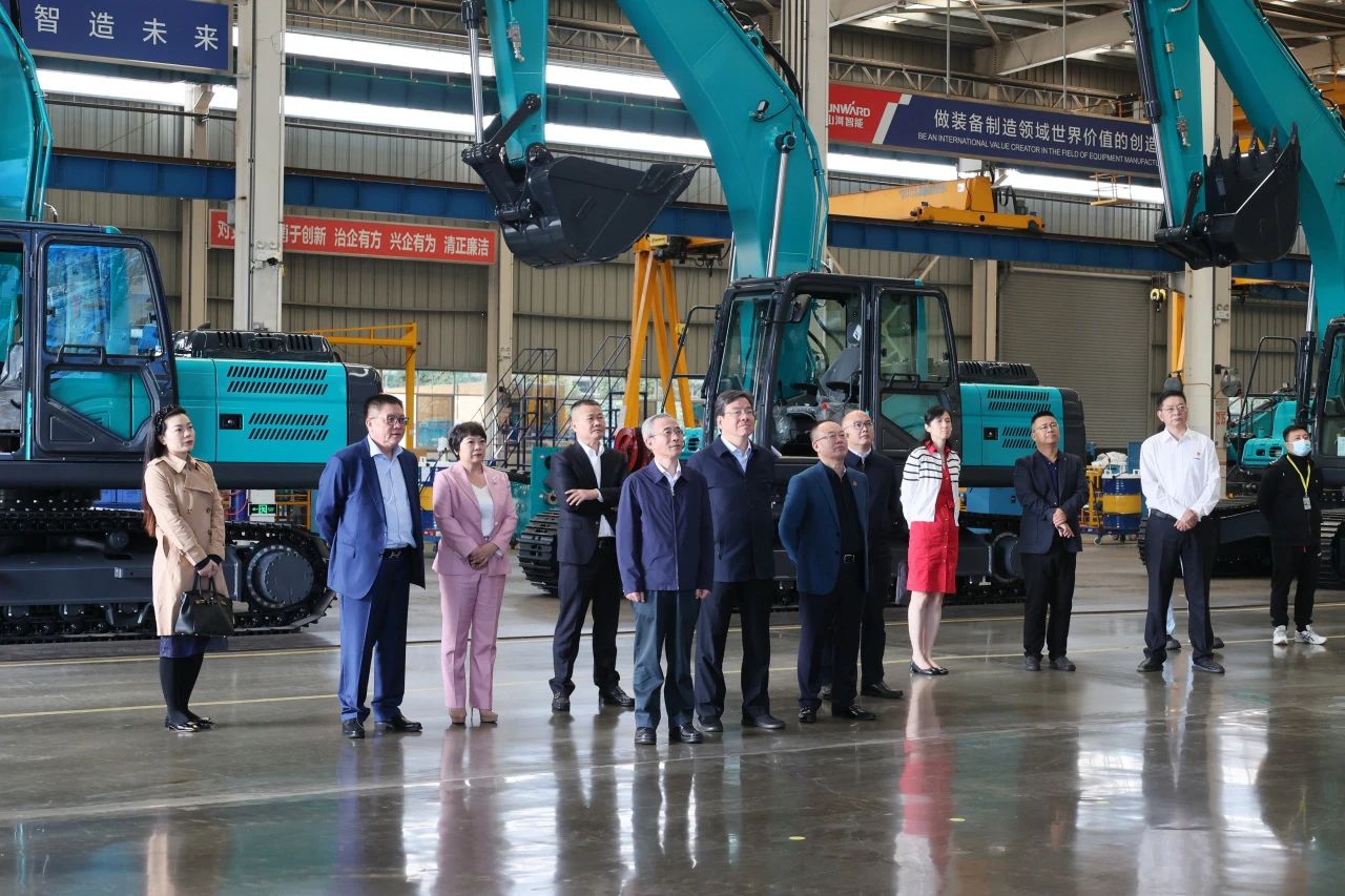 天下工商联副主席寿子琪调研必发智能