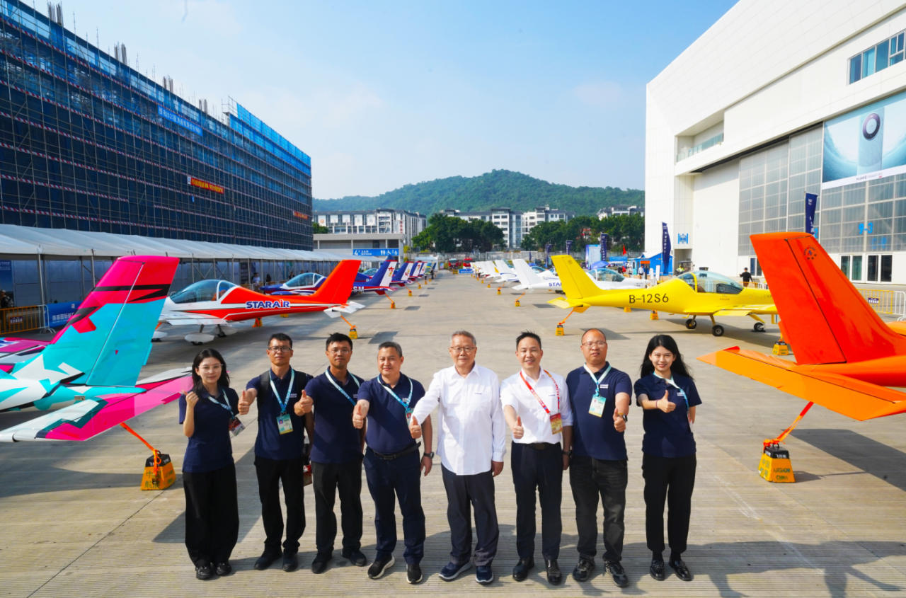 央媒聚焦！一起见证首届亚洲通用航空展上的必发风范