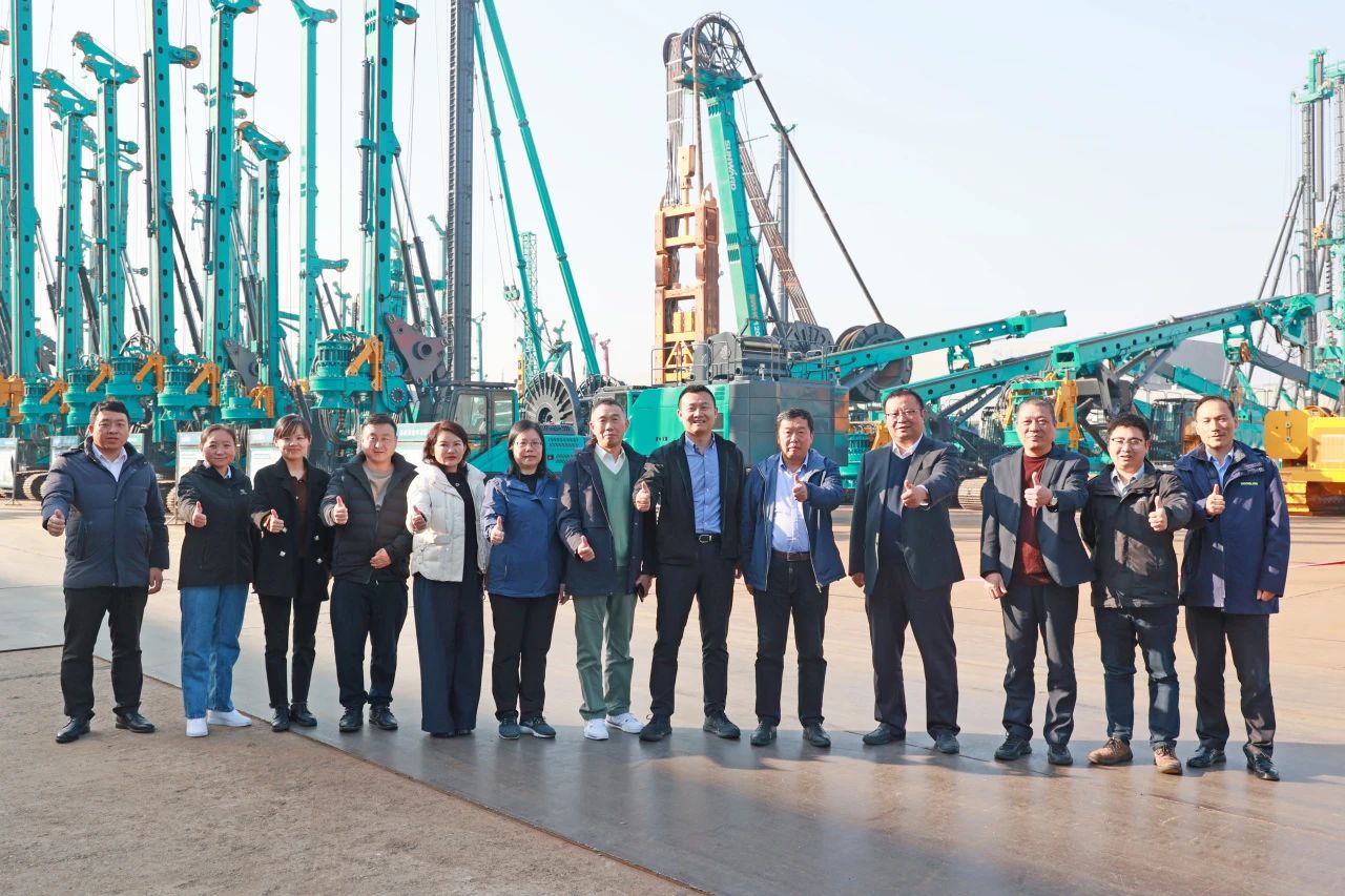 必发智能主导的行业标准《修建施工机械与装备 液压式压桩机》通过专家审查