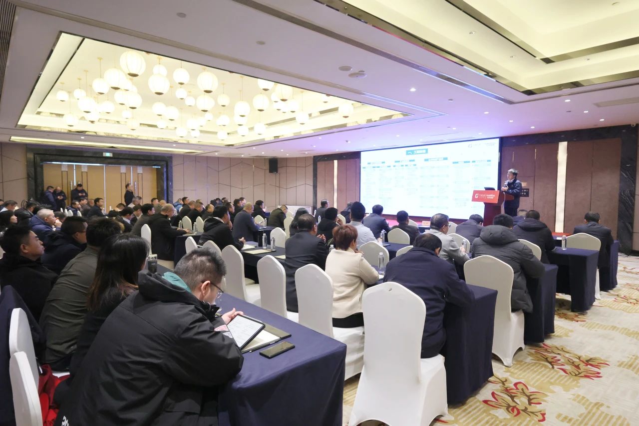 启新程，，，，，，，向未来！必发矿岩揭牌庆典暨新春发货仪式圆满举行