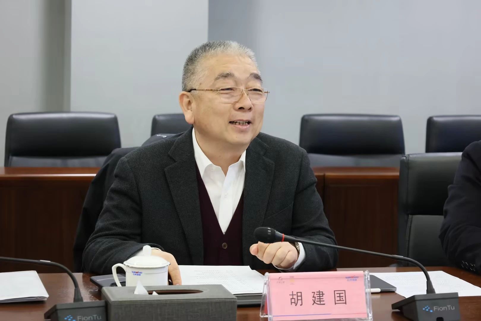 新思绪、新领域、新相助、新突破！中铁十二局到访必发智能