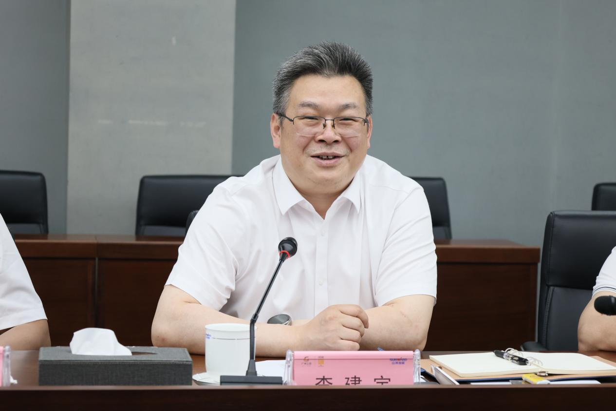 湖南钢铁集团党委书记、董事长李建宇到必发智能调研交流