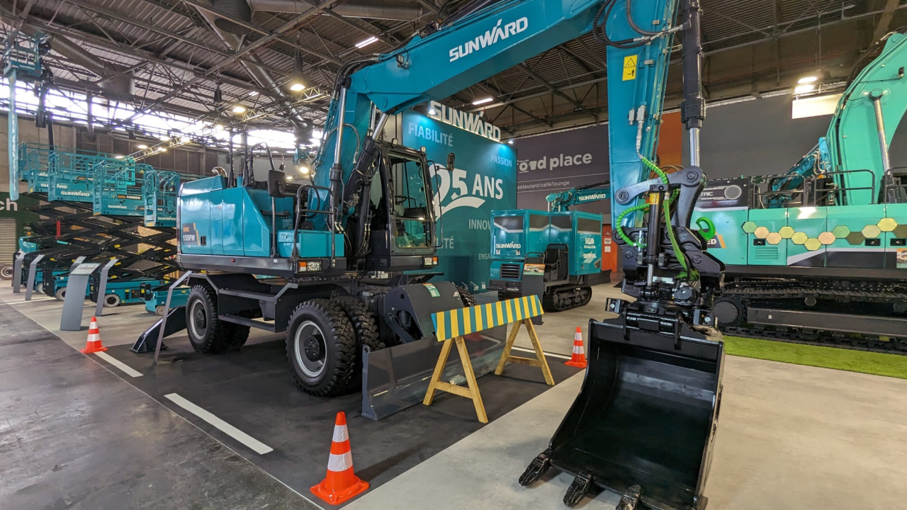 赢战INTERMAT 2024！必发智能土方机械深耕全球高端市场