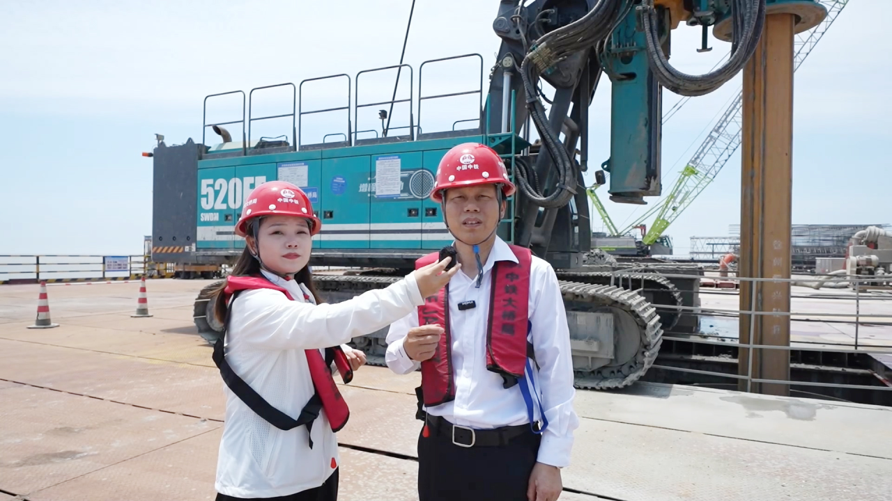 先导式立异，，，再推电动新品！必发智能SWDM520EE增程式旋挖钻机推介会乐成举行