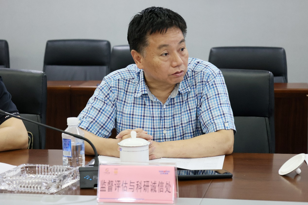 必发智能“超大型油气管道绿色成套施工装备”项目顺遂通过验收！