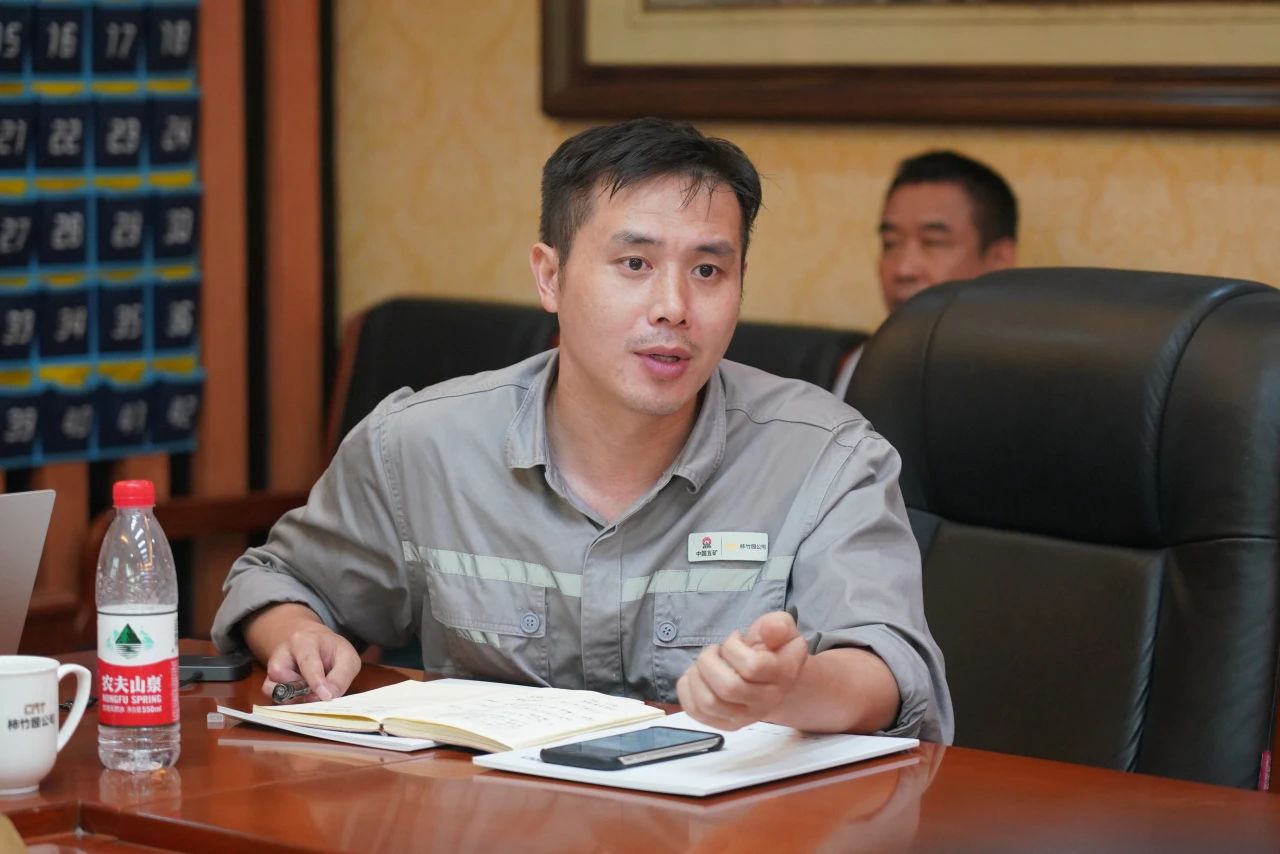 相助共赢，，，，，，，智胜未来！必发智能造访湖南柿竹园有色金属有限责任公司