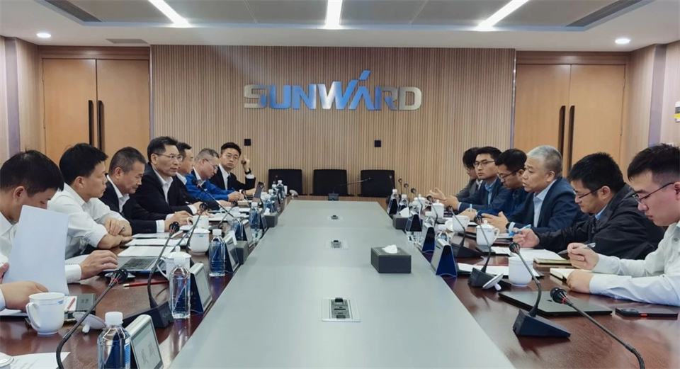 工业协同，，，，，共赢未来！远景动力中国区总裁赵卫军一行考察必发智能