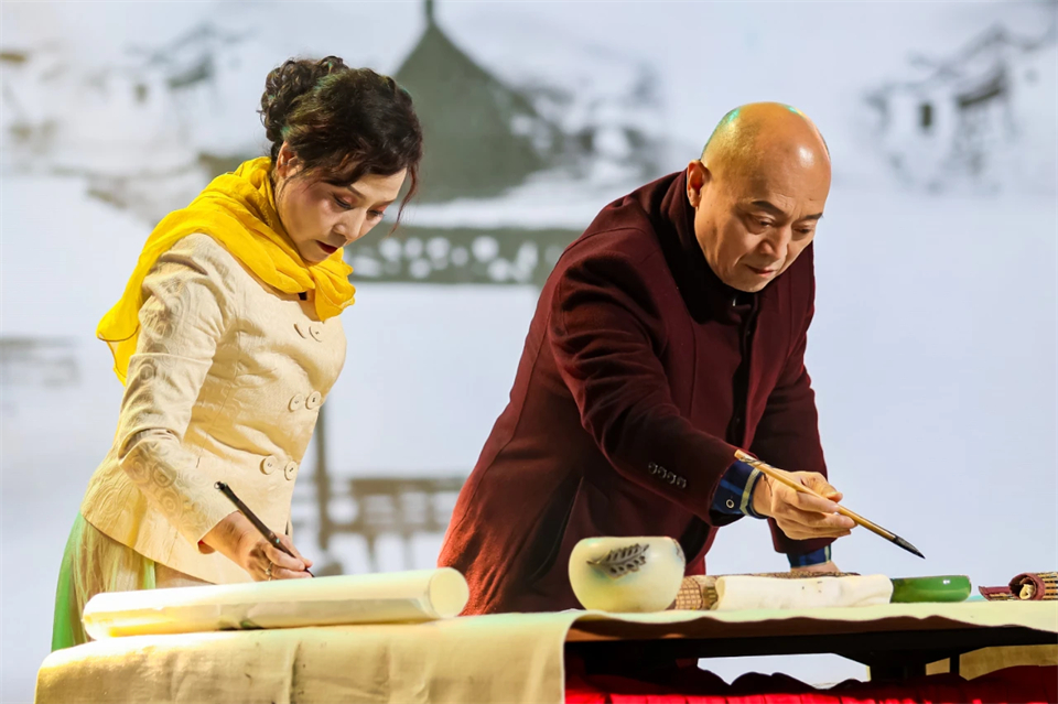 立异引领价值 理想成绩未来——庆祝必发智能建设25周年表扬大会暨文艺晚会盛大举行